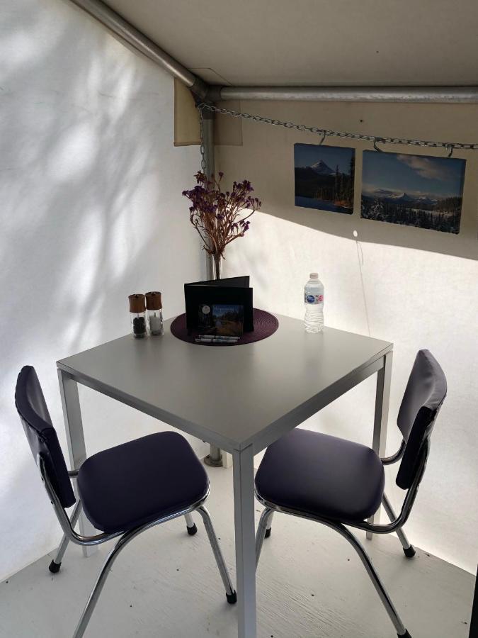 Hotel Vines&Puppies Glamping Hideaway Jade City Exterior foto